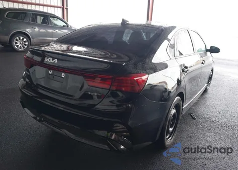 2022 Kia Forte Gt-Line из США, поврежденный, VIN 3KPF54AD6NE433079